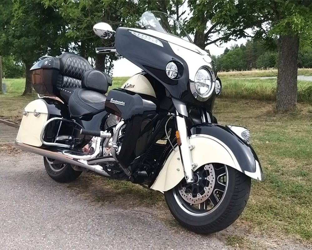 Indian Roadmaster 2017 Svart