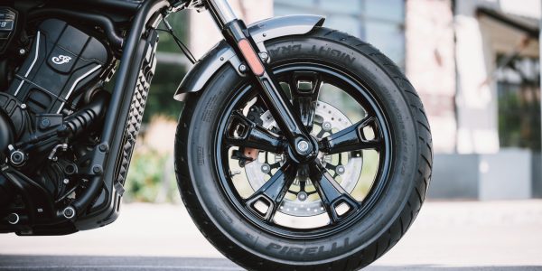 Sälja motorcykel privat - framdäck