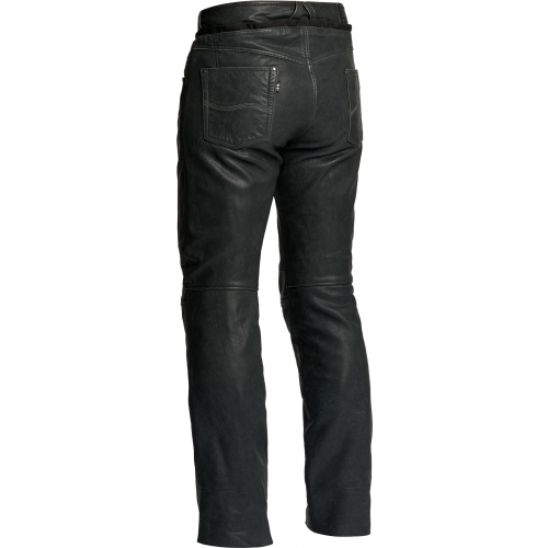 Halvarsson set pants bak