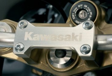 Styröverfall Kawasaki ER-6