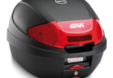 Givi E300N2B 30 ltr. MONOLOCK® top black,uni fitting kit inc