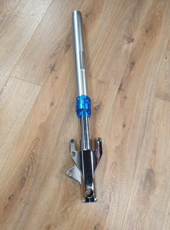 Victory Hammer front leg