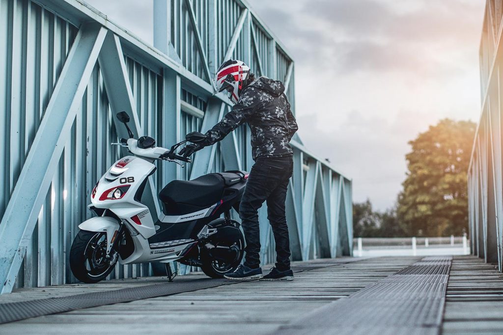 Moped Peugeot