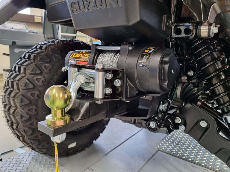 Suziki Winch bak