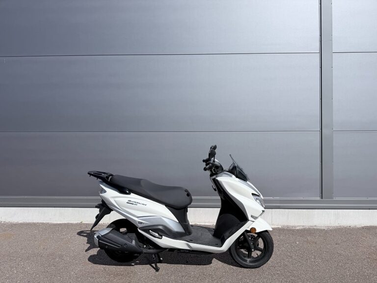 Suzuki UB125 Burgman