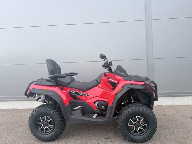 QJ Motor SFA600 T3 Traktor Registrerad  * Gratis plog på Köpet *